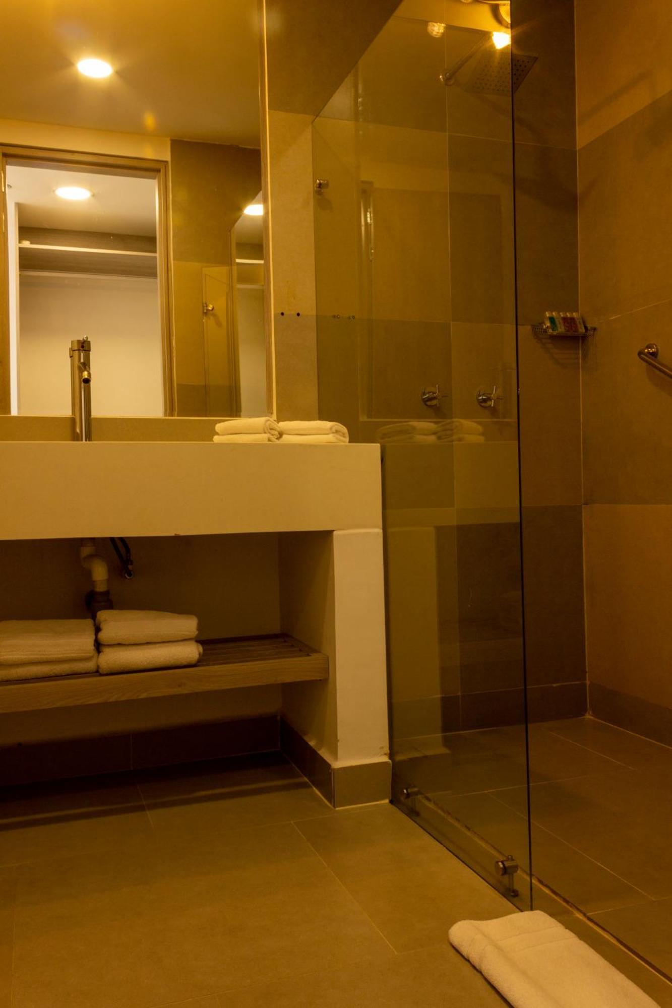 Vvc Hotel'S Villavicencio Exterior photo